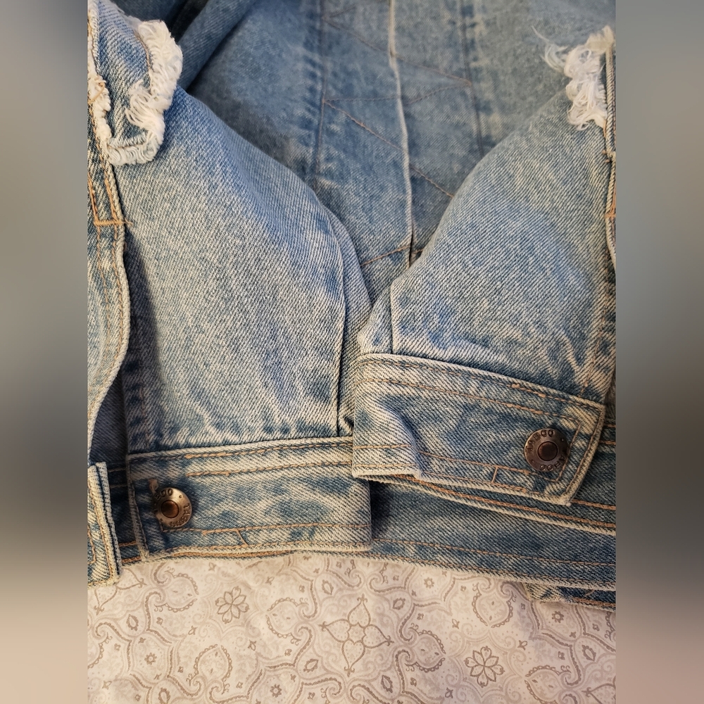 Distressed Denim Jacket - Picture 4 of 8